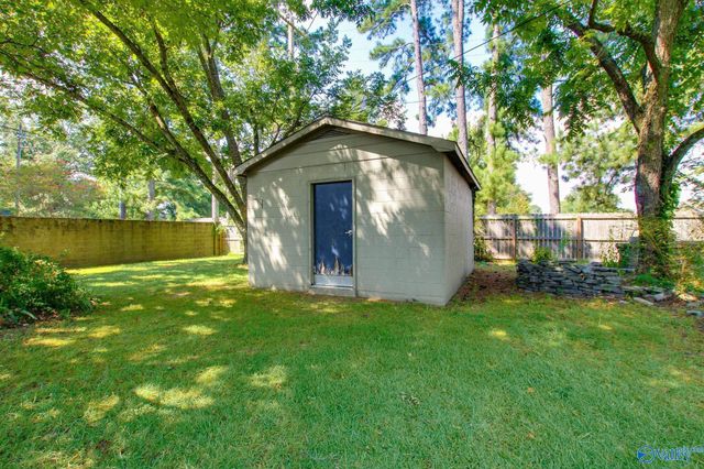402 Bradley Street SW, Decatur, AL 35601