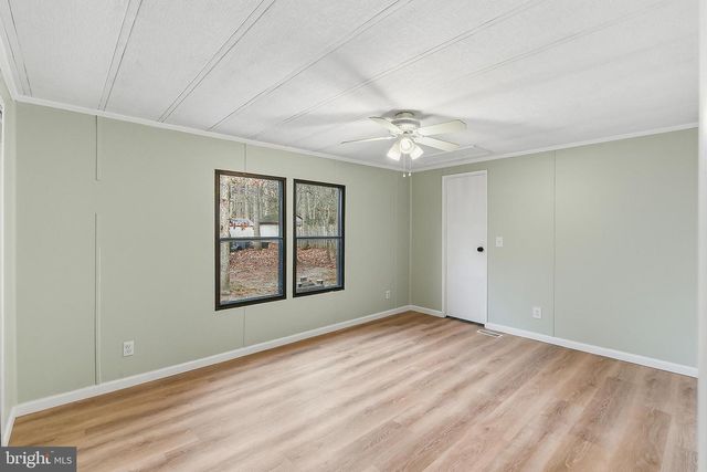 6 LOBLOLLY LANE, Jackson, NJ 08527