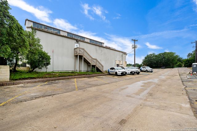 7710 W Interstate 10, San Antonio, TX 78230