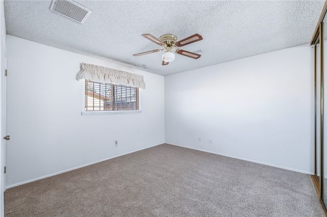 1135 Avenida Del Sol, Bullhead City, AZ 86442