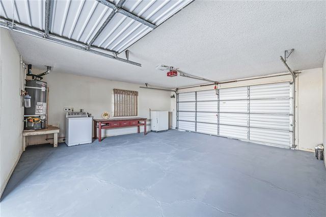 1135 Avenida Del Sol, Bullhead City, AZ 86442