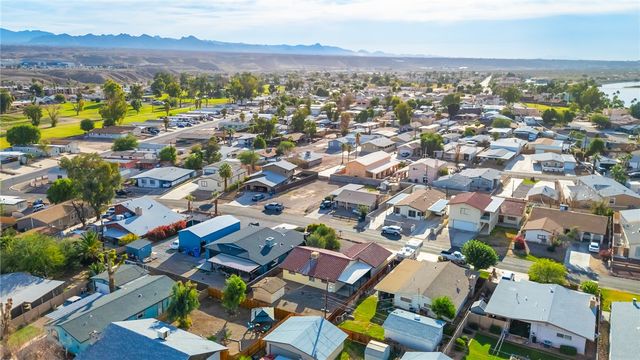 1135 Avenida Del Sol, Bullhead City, AZ 86442
