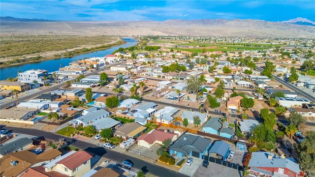 1135 Avenida Del Sol, Bullhead City, AZ 86442