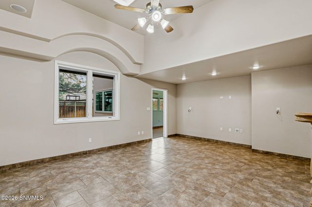 565 Carver Road, Las Cruces, NM 88005