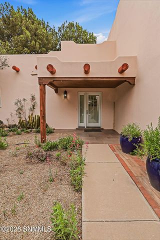 565 Carver Road, Las Cruces, NM 88005