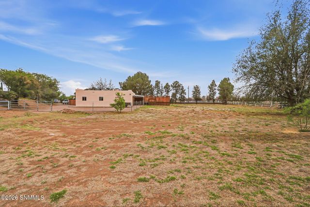 565 Carver Road, Las Cruces, NM 88005