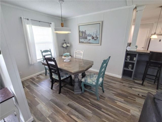 881 Island Road, Harkers Island, NC 28531