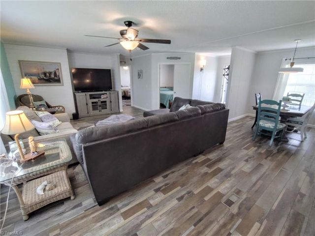 881 Island Road, Harkers Island, NC 28531