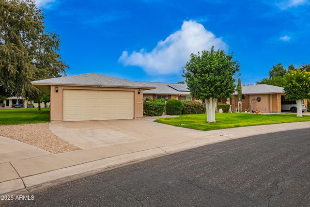 10764 W CINNEBAR Avenue, Sun City, AZ 85351