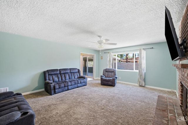 524 B Street, Bakersfield, CA 93304