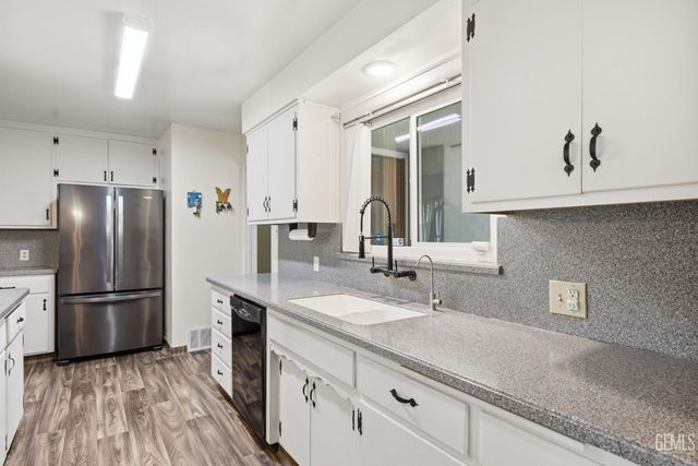 524 B Street, Bakersfield, CA 93304