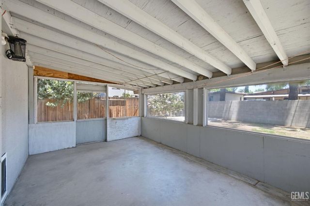 524 B Street, Bakersfield, CA 93304