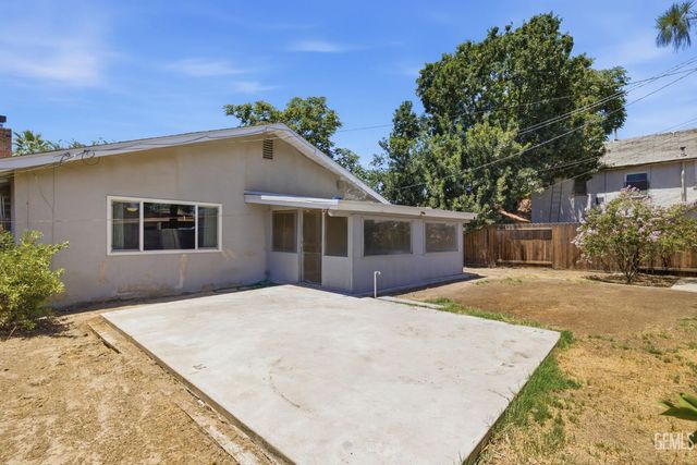 524 B Street, Bakersfield, CA 93304