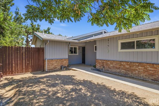 524 B Street, Bakersfield, CA 93304