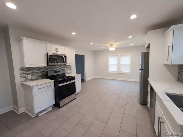 19961 Forrer Street, Detroit, MI 48235