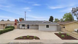 2400 W Hemlock Street, Oxnard, CA 93035