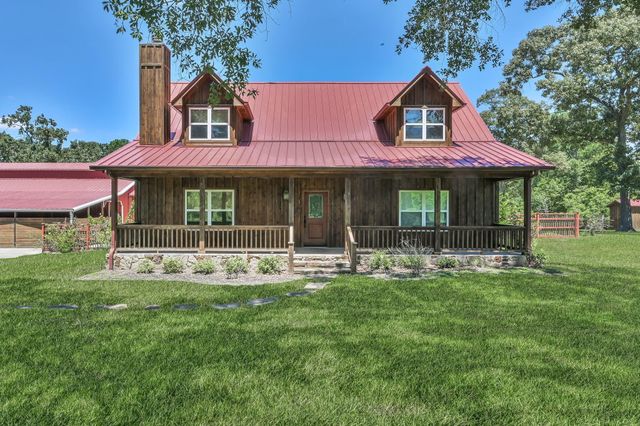 12125 Willis Waukegan Road, Conroe, TX 77303