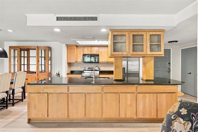 36750 US HIGHWAY 19 N 3131, Palm Harbor, FL 34684