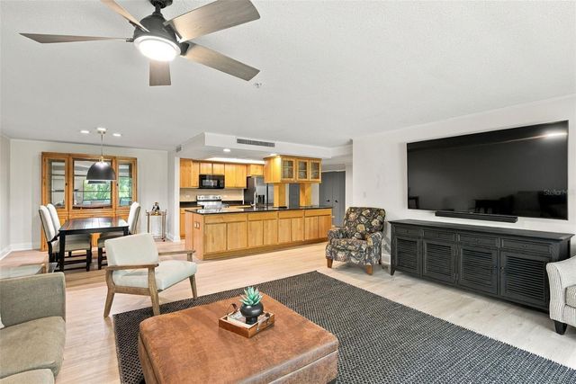 36750 US HIGHWAY 19 N 3131, Palm Harbor, FL 34684