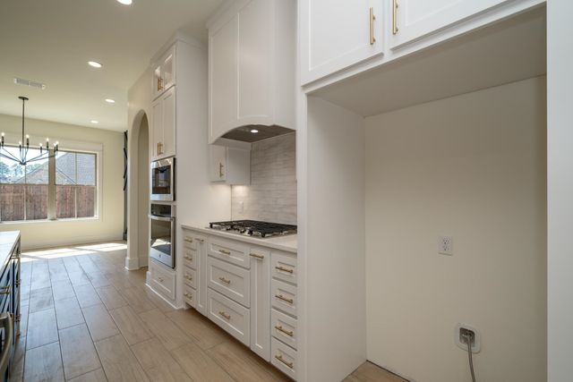 3931 Hidden Hills Cir, Longview, TX 75605