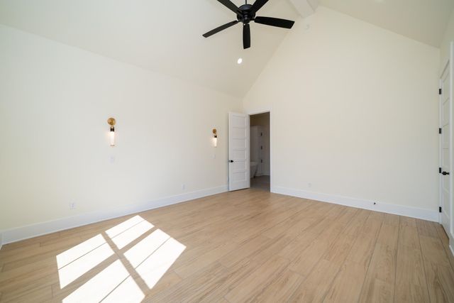 3931 Hidden Hills Cir, Longview, TX 75605