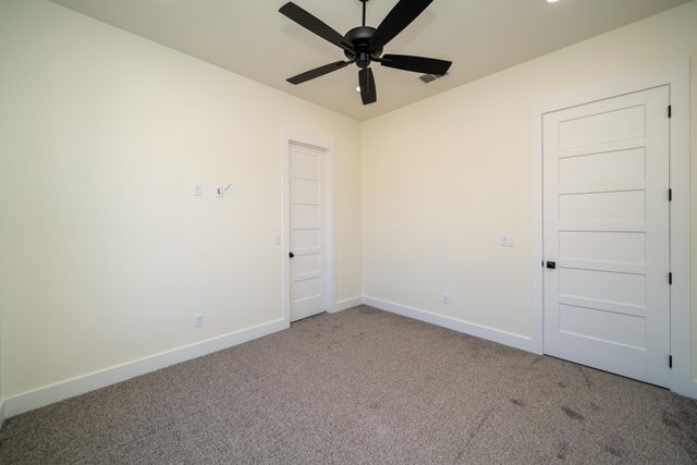 3931 Hidden Hills Cir, Longview, TX 75605