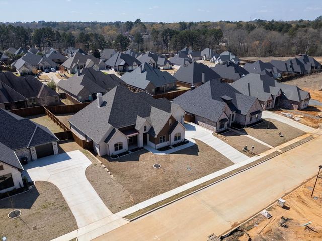 3931 Hidden Hills Cir, Longview, TX 75605