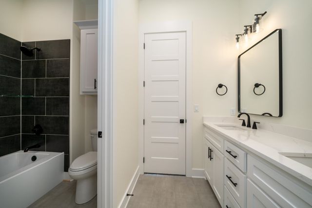 3931 Hidden Hills Cir, Longview, TX 75605