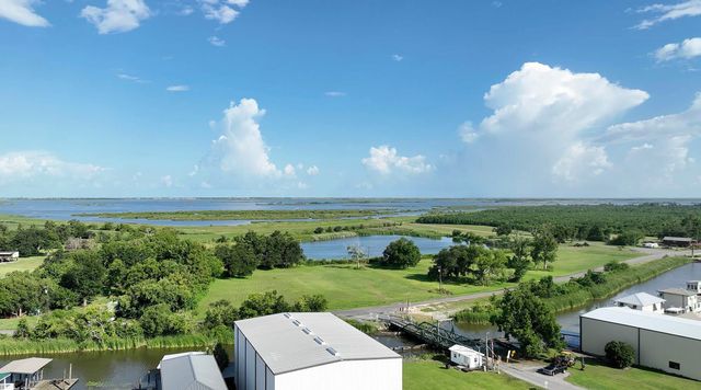 208 Renee Denise Court, Theriot, LA 70397