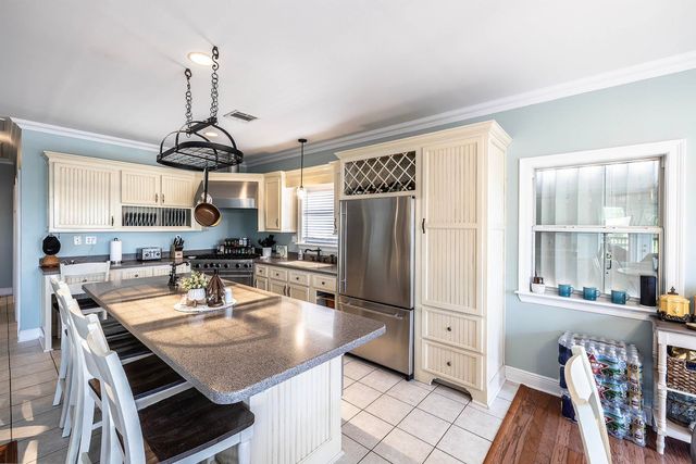 208 Renee Denise Court, Theriot, LA 70397