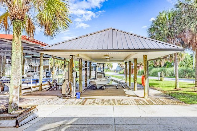 208 Renee Denise Court, Theriot, LA 70397