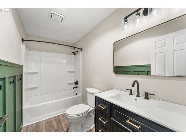 23 35TH St, Washougal, WA 98671