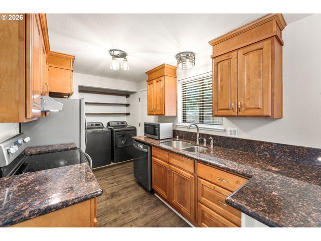 23 35TH St, Washougal, WA 98671