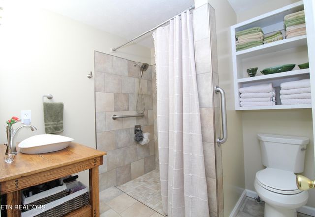 53 Carriage Drive, Crossville, TN 38555