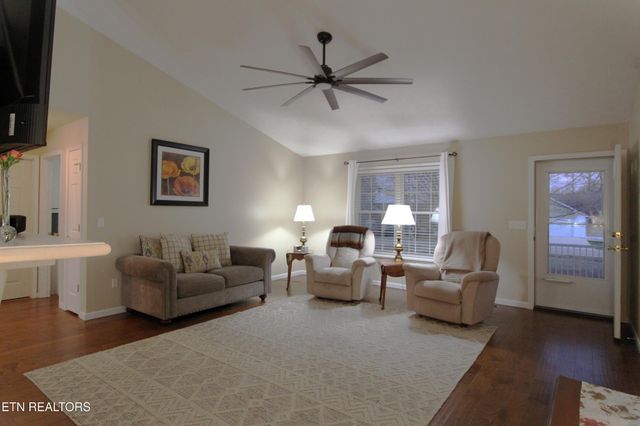 53 Carriage Drive, Crossville, TN 38555