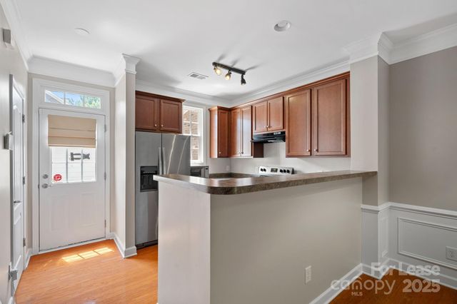 9724 Longstone Lane, Charlotte, NC 28277