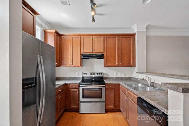 9724 Longstone Lane, Charlotte, NC 28277