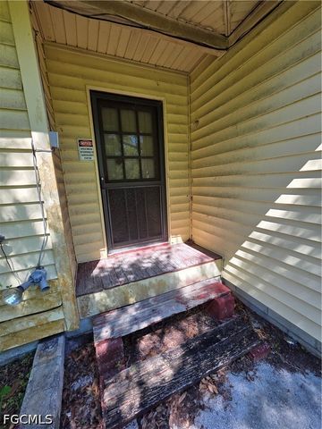 20681 Jamie RD, North Fort Myers, FL 33917