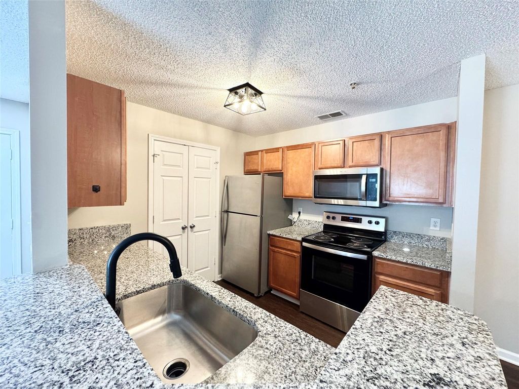 327 Flint Hill Road 203, Fort Mill, SC 29715