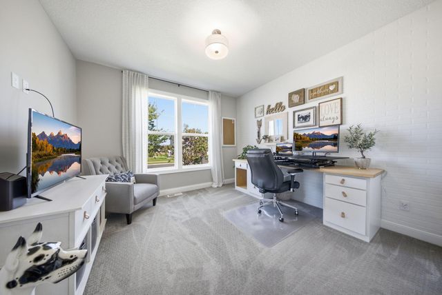 1584 Southpoint Drive, Hudson, WI 54016