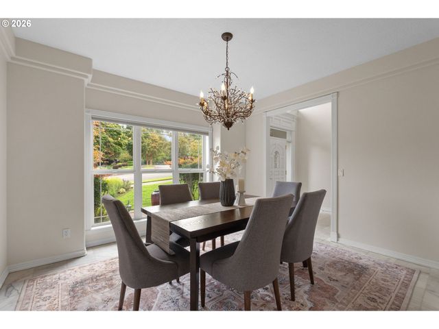 2975 Se CLEVELAND Dr, Gresham, OR 97080