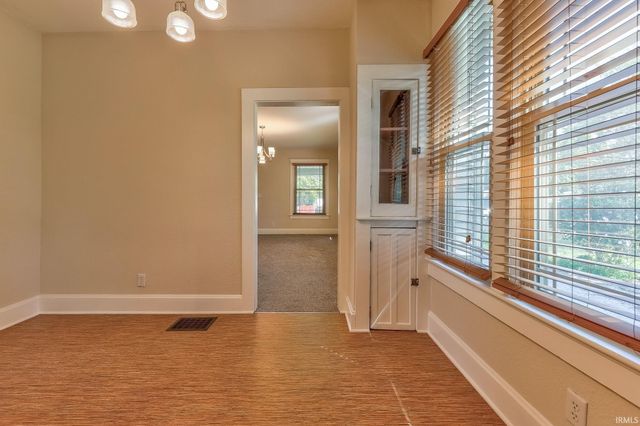 2043 E Riverside Drive, Evansville, IN 47714