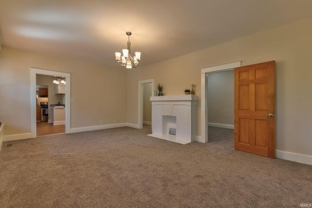 2043 E Riverside Drive, Evansville, IN 47714