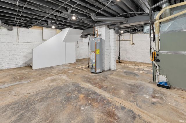 2043 E Riverside Drive, Evansville, IN 47714