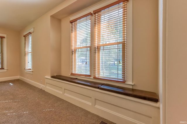 2043 E Riverside Drive, Evansville, IN 47714