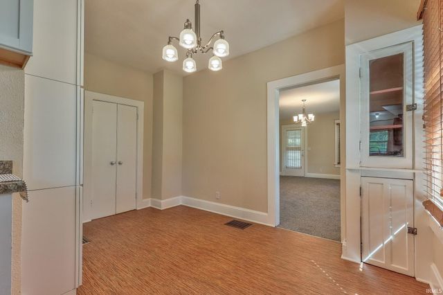2043 E Riverside Drive, Evansville, IN 47714