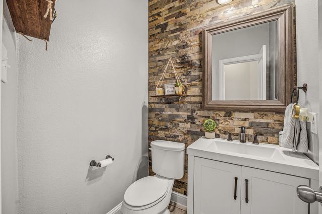 1544 Signature Drive, Weatherford, TX 76087