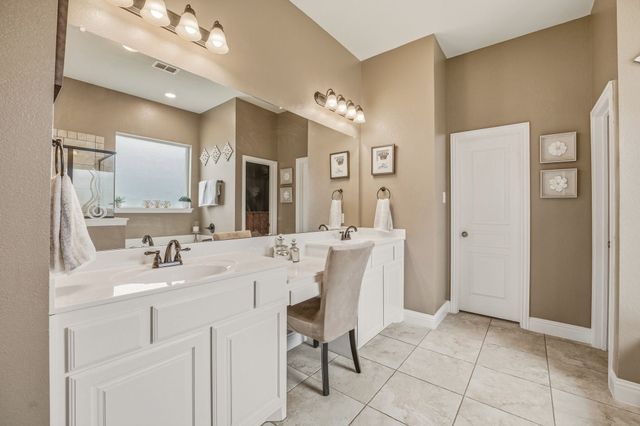 1544 Signature Drive, Weatherford, TX 76087