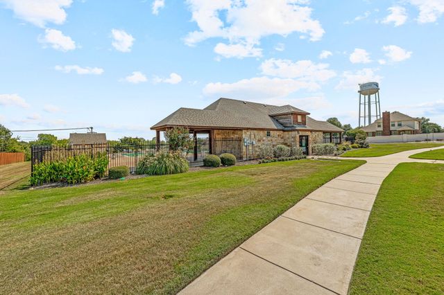 1544 Signature Drive, Weatherford, TX 76087