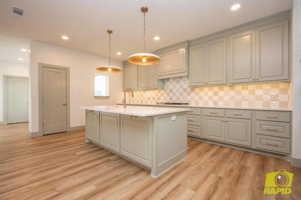 Image 10 of property listing at 5421 Riviera Lane, San Angelo, TX 76904